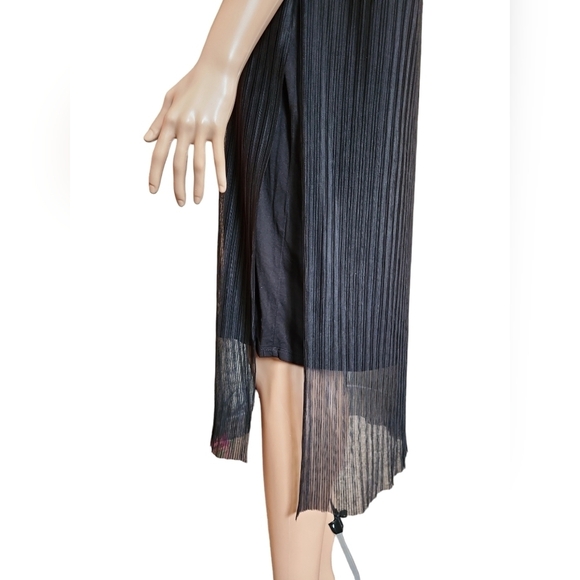 Ruby Ribbon Pleated Mesh Dress - Picture 4 of 9